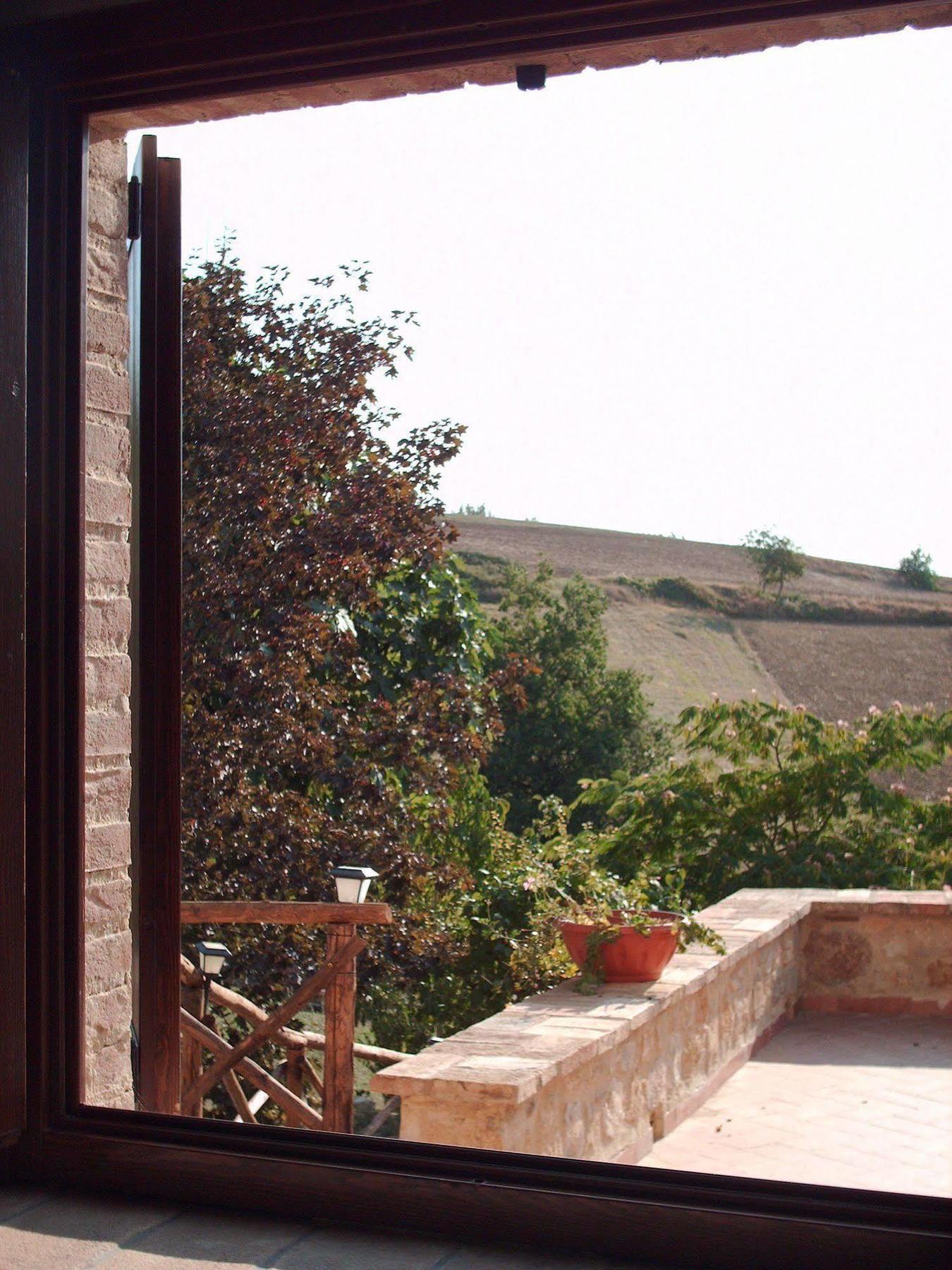 Agriturismo Bio Tra Cielo E Terra Apartment Grutti ภายนอก รูปภาพ
