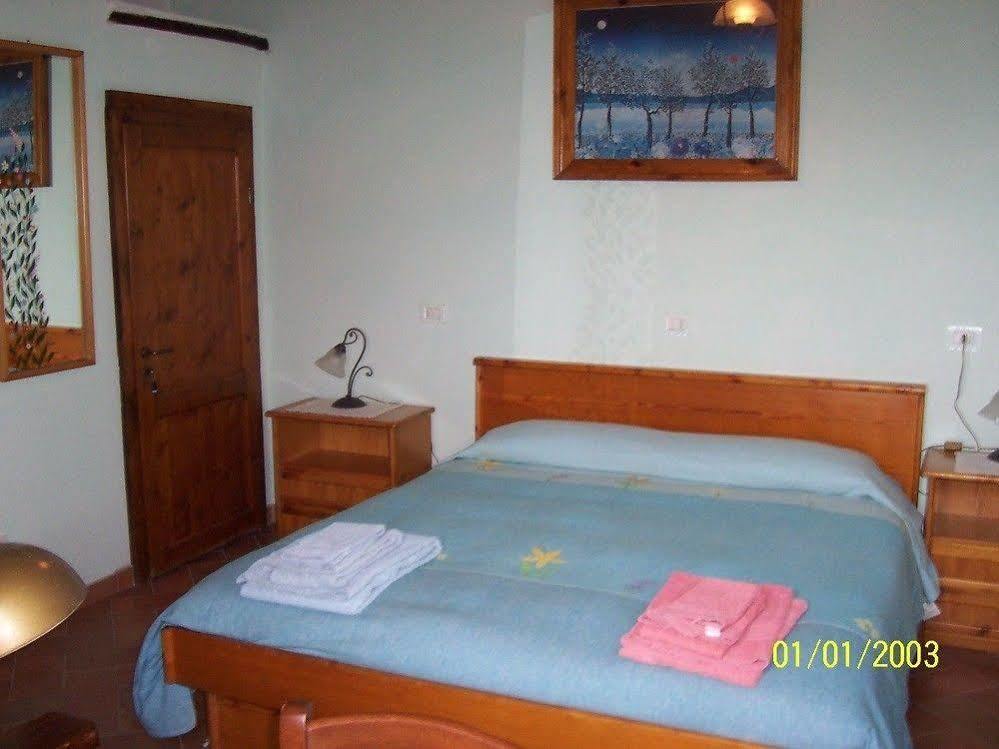 Agriturismo Bio Tra Cielo E Terra Apartment Grutti ภายนอก รูปภาพ