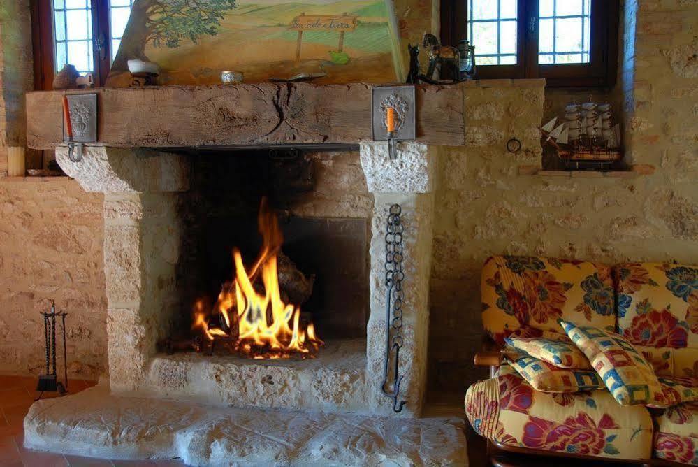 Agriturismo Bio Tra Cielo E Terra Apartment Grutti ภายนอก รูปภาพ