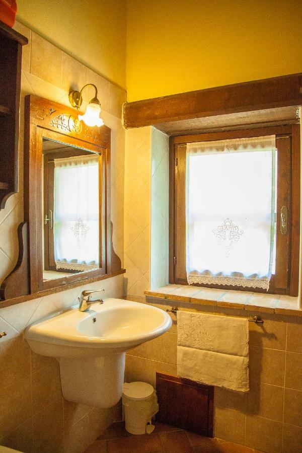 Agriturismo Bio Tra Cielo E Terra Apartment Grutti ภายนอก รูปภาพ